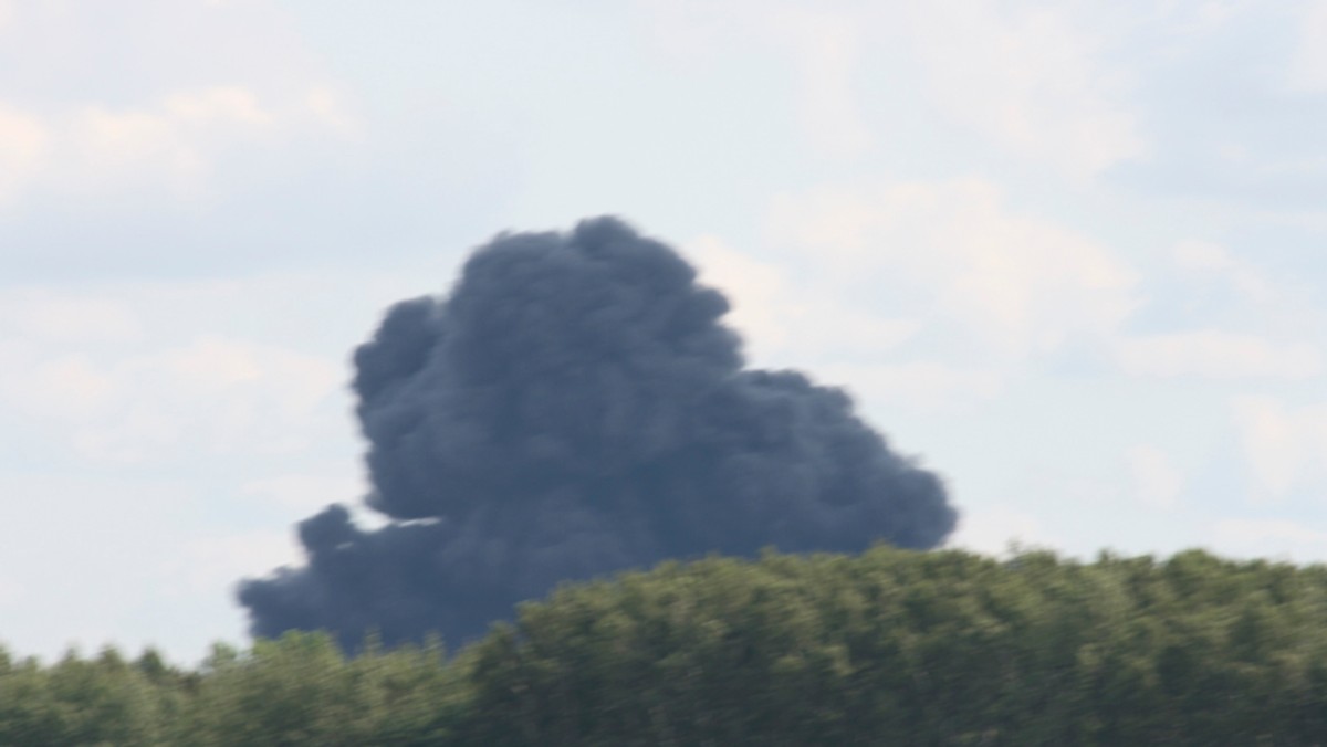 Podczas pokazów lotniczych Air Show w Radomiu rozbił się białoruski samolot SU-27 - dowiedział się portal Onet.pl. Pilot i pasażer prawdopodobnie nie żyją.