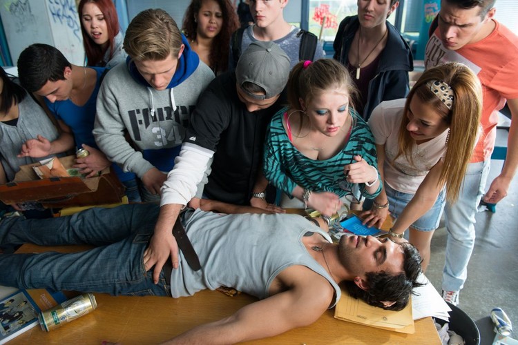 'Szkolna imprezka' (reżyseria: Bora Dagtekin)