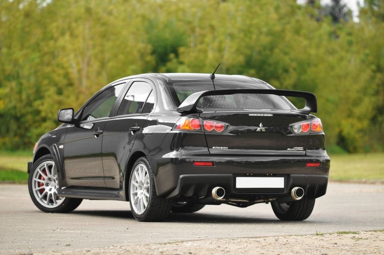 Mitsubishi lancer evolution