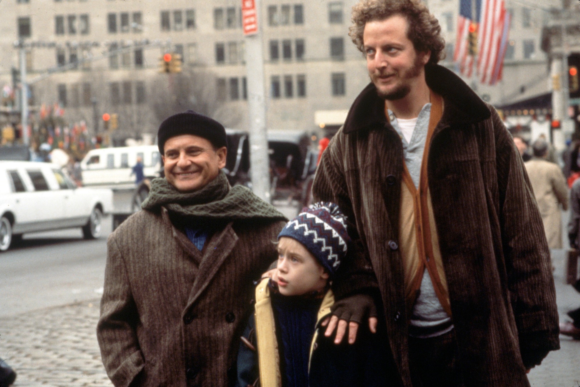 Herci z filmu Sám doma 2 - Joe Pesci, Daniel Stern a Macaulay Culkin.