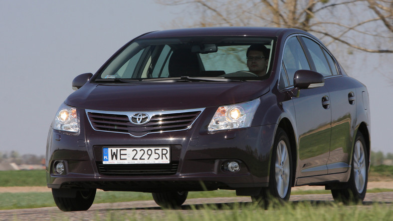 Toyota Avensis III (2008-18) – 29 600 zł za 2009 r.