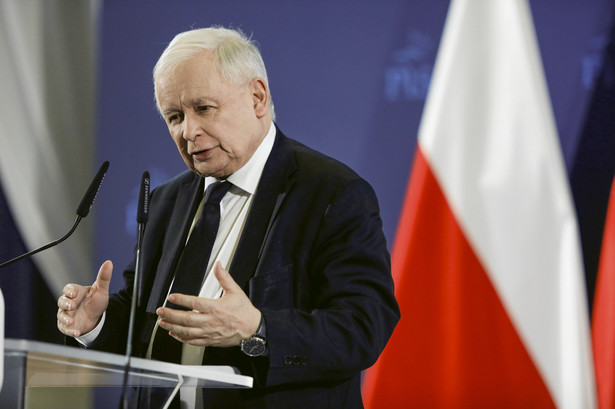 Kaczyński o polityce zagranicznej: My nie kłaniamy się nikomu