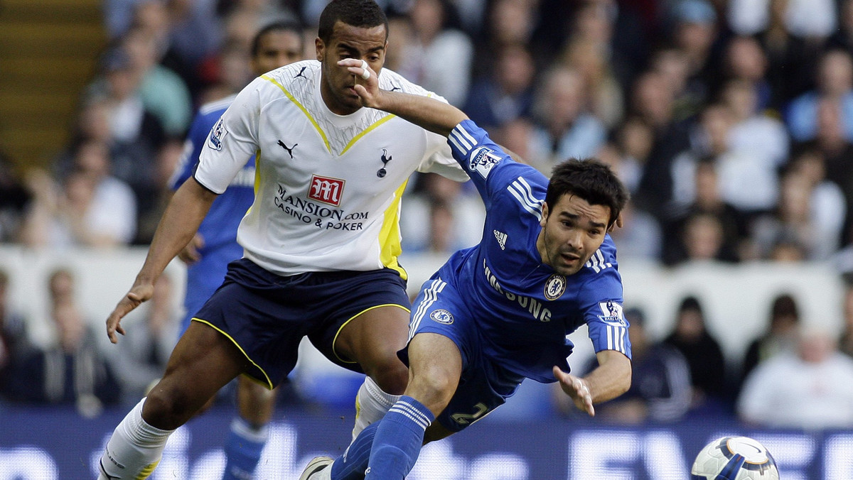 Tottenham Hotspur pokonał 2:1 (2:0) Chelsea Londyn w spotkaniu 35. kolejki angielskiej Premier League. Po tej porażce The Blues maja już tylko punkt przewagi nad drugim w tabeli Manchesterem United.