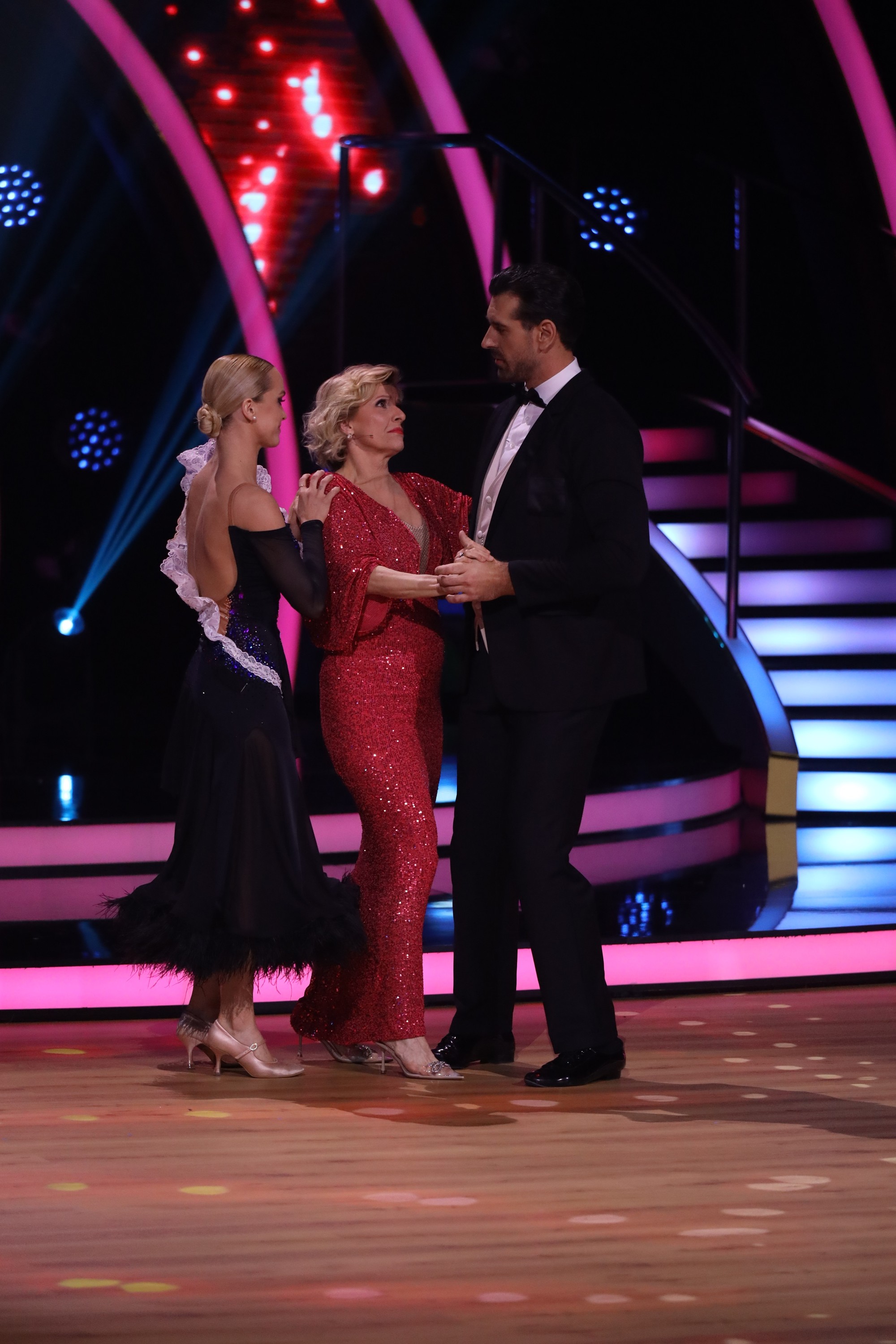 Boris Valábik a Eliška Lenčešová zatancovali tango.