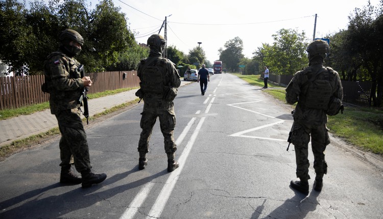 Rosyjskie drony nad Polską to celowy atak? Wyborcy Konfederacji i KO mają najwięcej wątpliwości