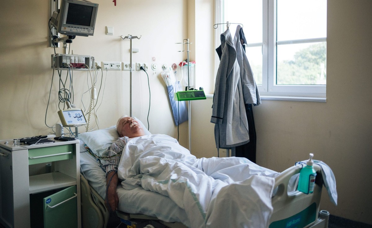 Lech Wałęsa w szpitalu