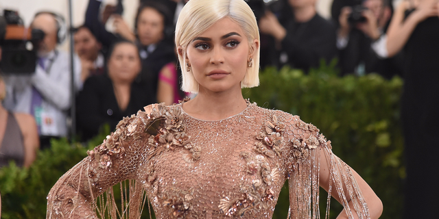 Kylie Jenner ties Jay-Z to become 5th wealthiest American celebrity of 2018  | Pulse Nigeria