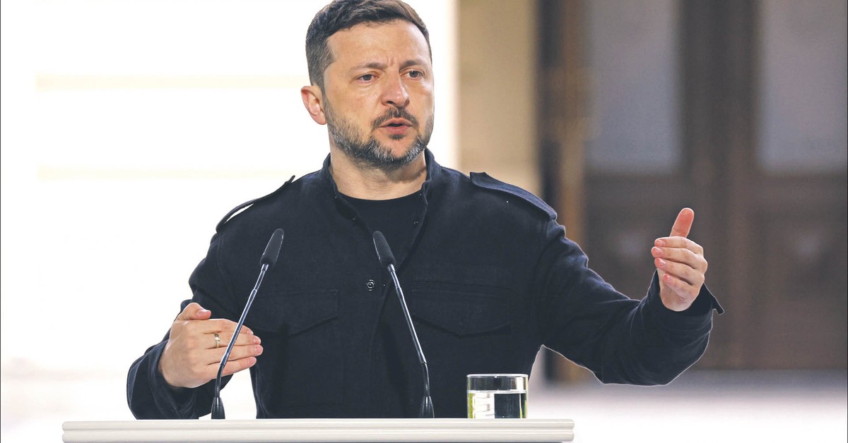 Ukraina gotowa na rozmowy z Rosją. Zełenski: "Trzeba zrobić wszystko, aby osiągnąć zawieszenie ognia"