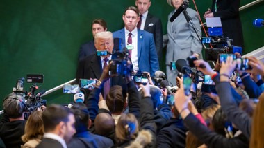 premier tusk wybrał narty we włoszech zamiast davos. ekspert jednoznac