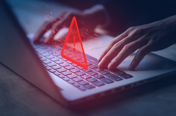 rendőrség, csalás, csaló, becsapás, email átverés