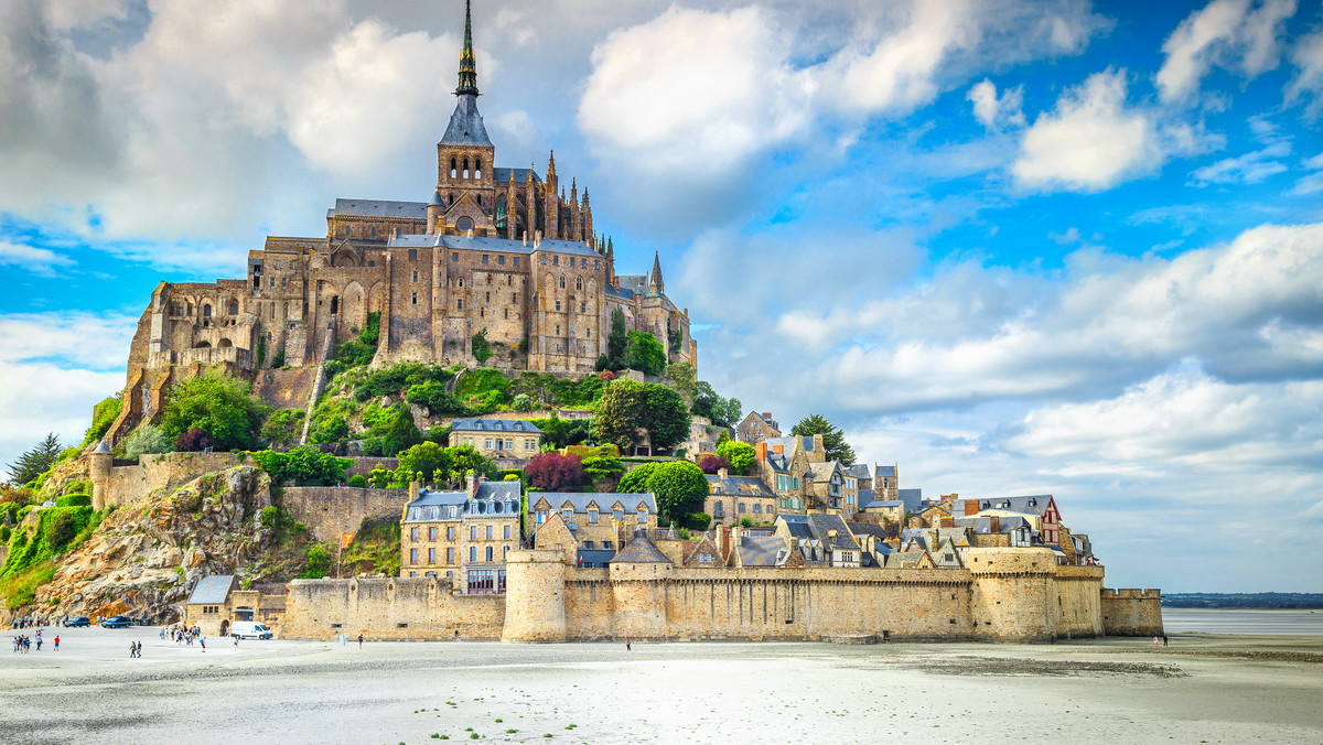 Francja: Opactwo św. Michała Archanioła na Mont-Saint-Michel. Historia, informacje, ciekawostki 