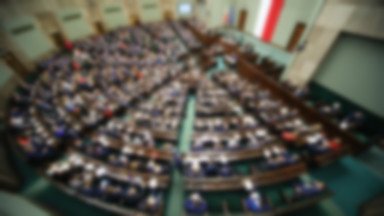Onet24: Sejm przerywa posiedzenie