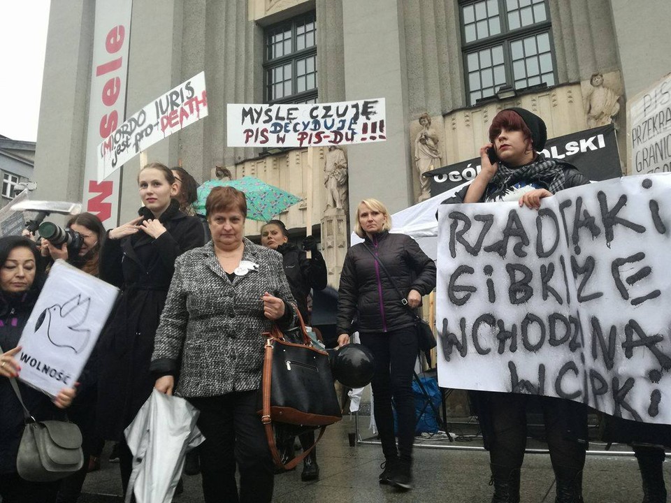 Czarny protest w Katowicach