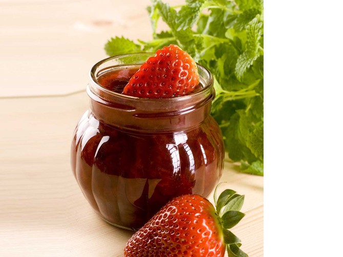 7722_stock-photo-strawberry-jam-shutterstock_52019629