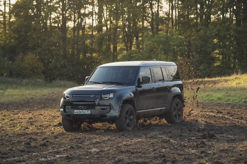 Land Rover Defender