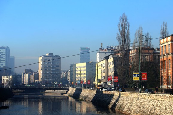 Ekran na kanalu Javnog RTV servisa Bosne i Hercegovine uskoro bi mogao bit crn, evo zašto