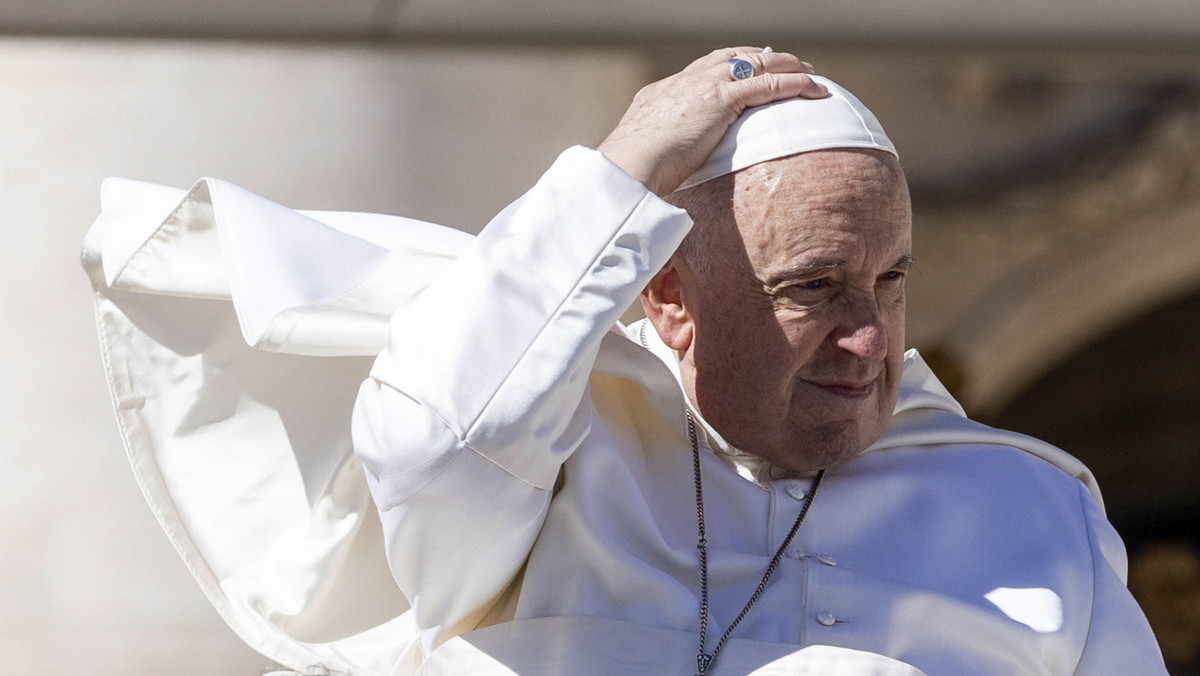 Franciszek apeluje do Polaków. Mówi o relacjach między wiernymi i duchownymi