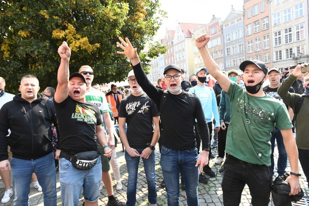 Manifestacja pod hasłem Gdańsk przeciwko tęczowej agresji organizowana przez Młodzież Wszechpolską w Gdańsku, 12.09.2020 