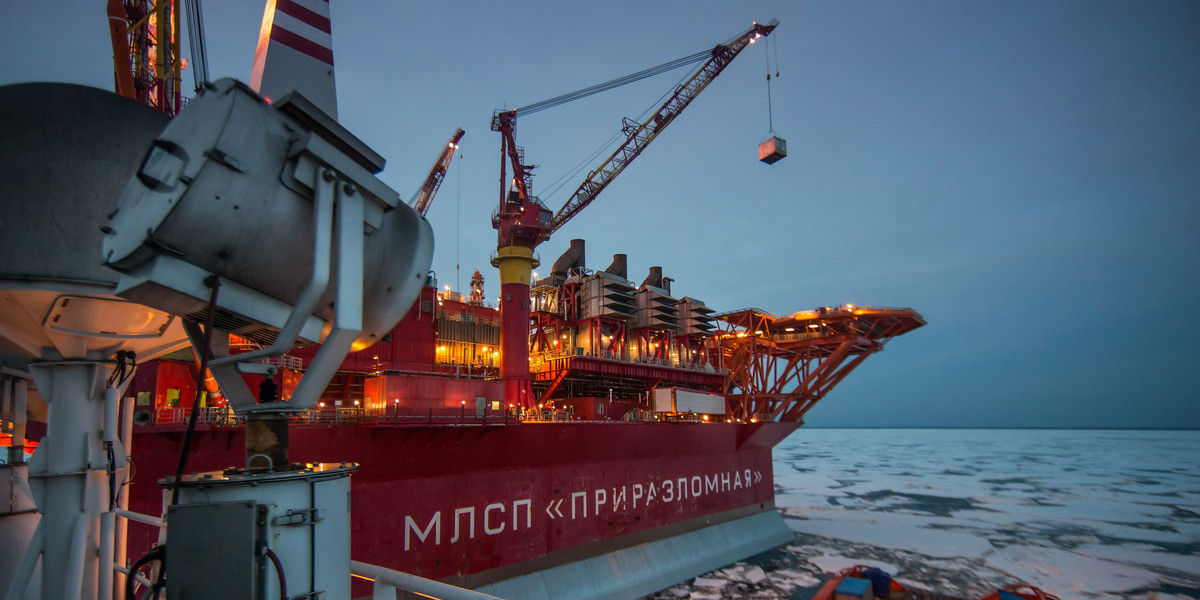 Platforma wydobywcza na Morzu Peczorskim w Rosji.