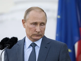 W sobotę Władimir Putin stwierdził, że zachodnie sankcje są jak wojna wypowiedziana Rosji. Dodał także, że do eskalacji konfliktu między Rosją a Ukrainą najpewniej by nie doszło, gdyby wcześniej „pozwolono” Donbasowi „żyć i mówić po rosyjsku”