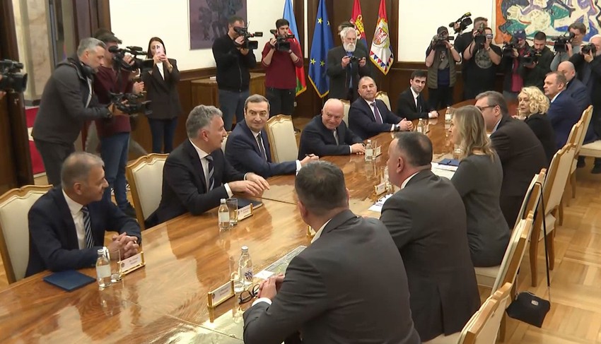 AZVIRT VUČIĆ BRZASAOBRAĆAJNICA