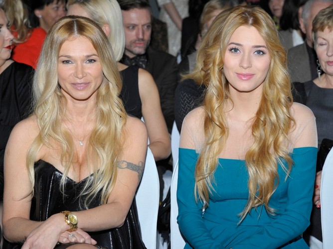 Ewa Pacuła i Marcelina Zawadzka.