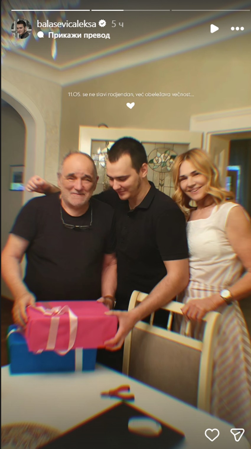 Aleksa Balašević podelio sliku sa ocem i majkom