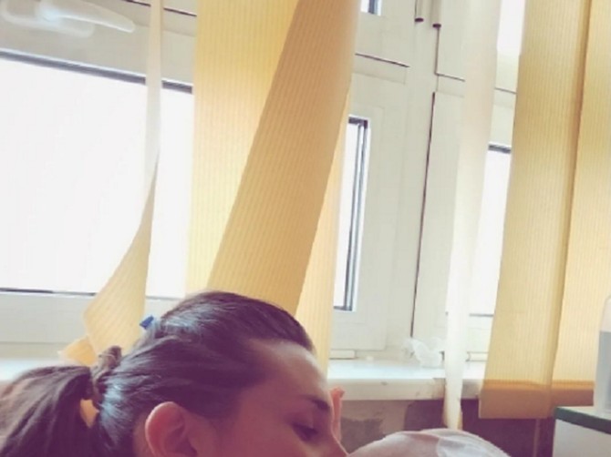 Nina Katana sa ćerkicom Nađom ninockin_blog