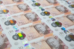 Nowe funty w Wielkiej Brytanii. Kiedy stare banknoty stracą ważność?