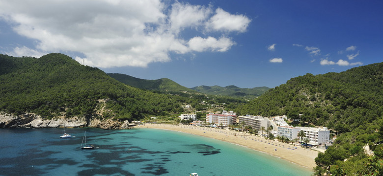 Rząd Hiszpanii przeciwny opłacie turystycznej na Ibizie, Majorce i innych wyspach Balearów