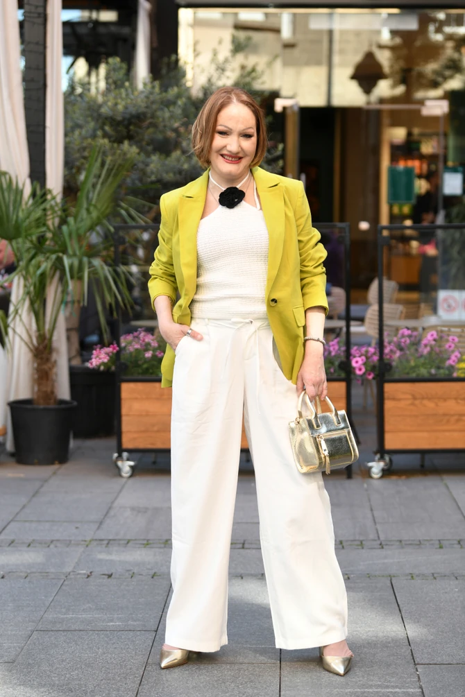 Sako, majica, pantalone „Reserved“, cipele  „Deichmann“ 