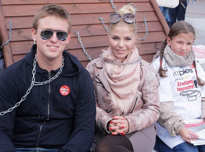 Gwiazdy wzięły udział w akcji 'Zerwijmy łańcuchy'