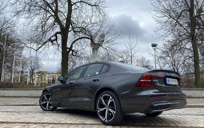 Volvo S60 B4: test