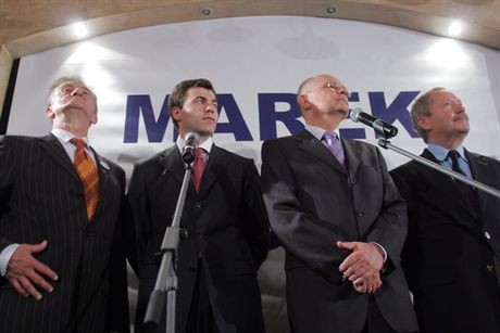 12.11.2006 WARSZAWA CAFE ROZDROZE WIEC WYBORCZY MARKA BOROWSKIEGO FOT IGOR MORYE