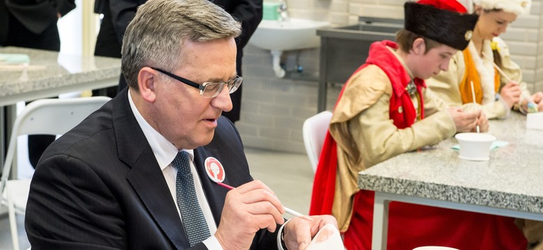 Prezydent szybko traci poparcie. Druga tura przesądzona? NOWY SONDAŻ
