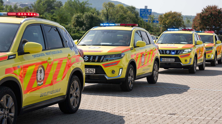 A 170 új Suzuki gépjárművel olyan egészségügyi panaszokhoz mennek majd ki, amelyeknél helyszíni ügyeleti ellátásra van szükség. / Fotó: Suzuki