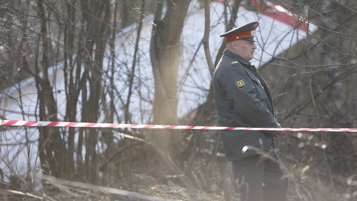 Reporterzy TVP Info ustalili, że w aktach sprawy dotyczącej katastrofy w Smoleńsku brakuje dokumentu potwierdzającego to, że tupolew został prawidłowo wyważony przed startem w Warszawie. Na miejscu katastrofy znaleziono wprawdzie specjalny druk, ale bez śladów wypełnienia. Gdyby okazało się, że ta procedura nie miała miejsca, mogłoby to rzucić nowe światło na dramatyczne wydarzenia, które miały miejsce w kabinie pilotów.