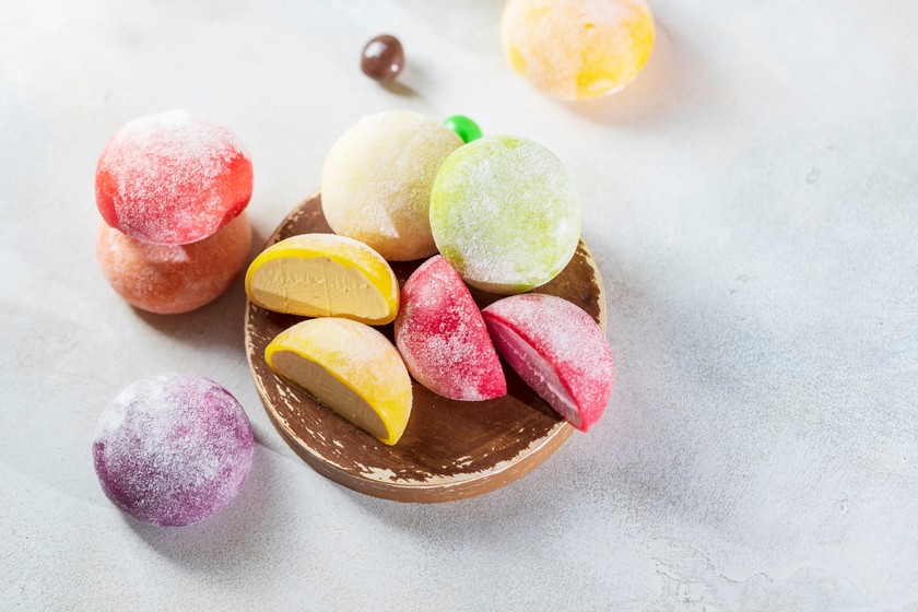 Les mochis sont eux aussi parfaitement tendance. En plus d’être délicieux, ces petits gâteaux mous japonais à base de riz gluant se prêtent idéalement à de superbes photos sur Instagram.