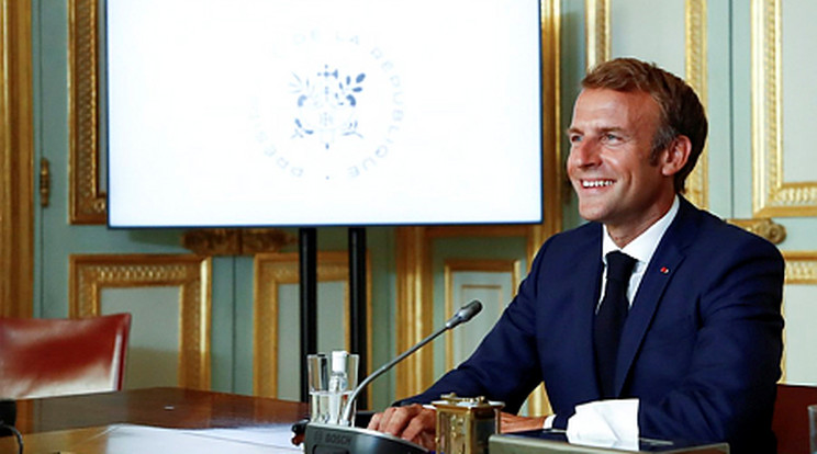 Emmanuel Macron francia elnök részt vesz a G7 csoport tagállamainak vezetőivel az afgán konfliktusról szóló videokonferencián a párizsi államfői rezidencián, az Elysée-palotában 2021. augusztus 24-én /Fotó: MTI/EPA/Reuters/Sarah Meyssonnier