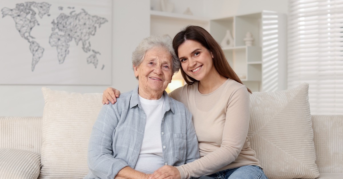 Zasiłek pielęgnacyjny 2025: lista chorób, które dają prawo do 215,84 zł miesięcznie