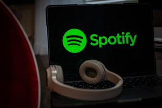 Spotify po raz pierwszy udostępniło dane o przychodach polskich artystów. Ile zarobili ze streamingu?
