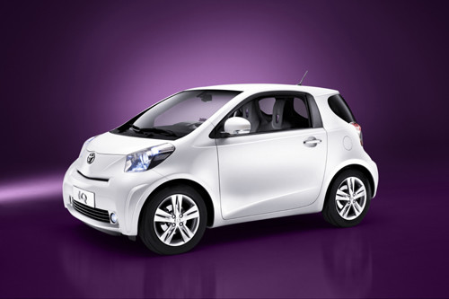 Toyota iQ - Miejscooszczędzacz