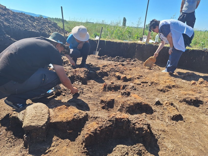 Arheolozi na lokalitetu Srednje polje u selu Bradarac kod Aleksinca