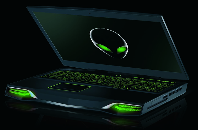 <b>Dell Alienware M18x</b>
<br><br>
Procesor: Intel® Core™ i7-3940XM<br>
Pamięć RAM: 32GB 1600 MHz DDR3<br>
Karta Graficzna: NVIDIA® GeForce® GTX 680M 2GB GDDR5<br>
Dysk: 1000/1500/2000GB HDD<br>
Ekran: 18,4