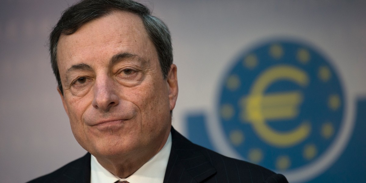 Mario Draghi, szef Europejskiego Banku Centralnego, zostawia stopy procentowe bez zmian