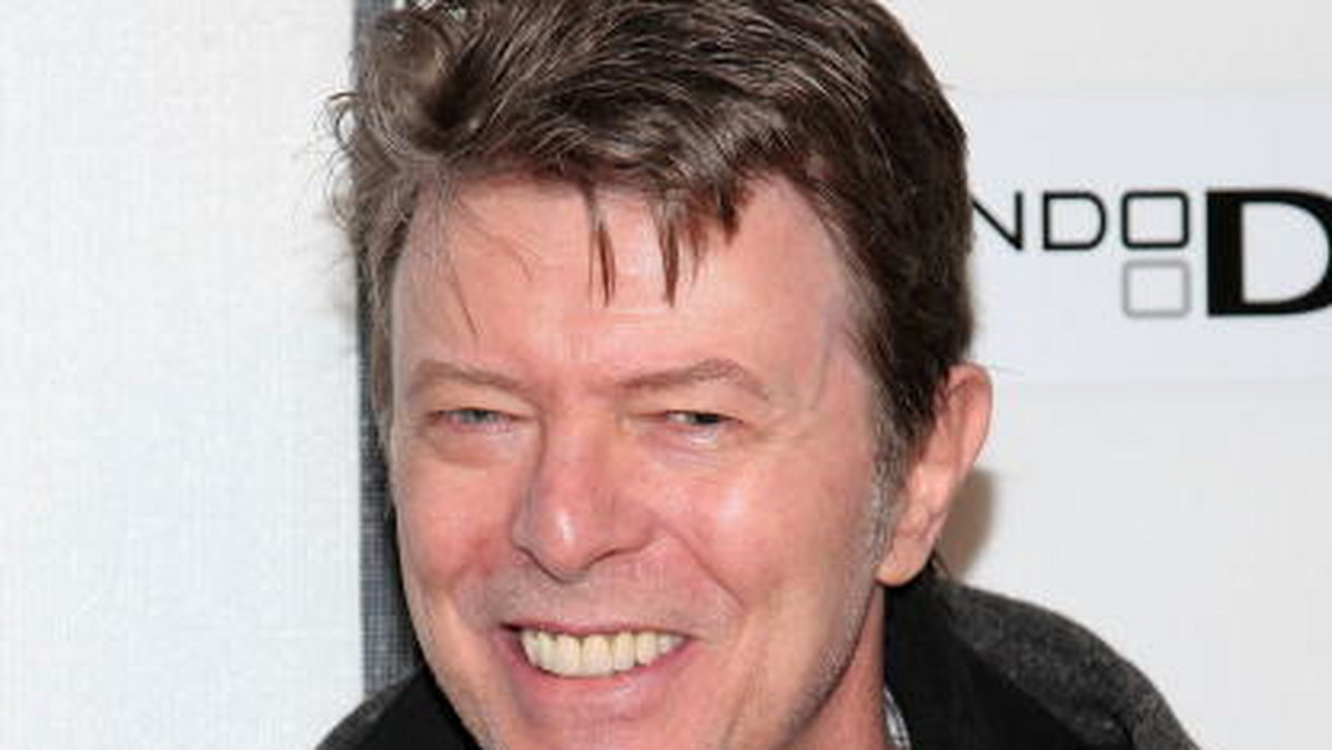 Twórca serialu "Hannibal", Bryan Fuller, przyznał, iż marzy aby w obsadzie drugiego sezonu pojawił się David Bowie.