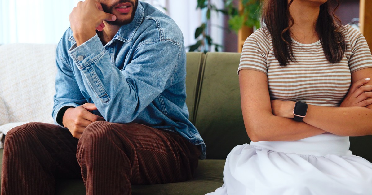 Kacper wrócił po latach do licealnej miłości. Żałuje, bo powiedział jej o sobie za dużo