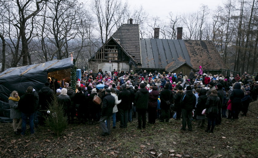 Dąbrowa Górnica. Jasełka w kościele św. Antoniego 