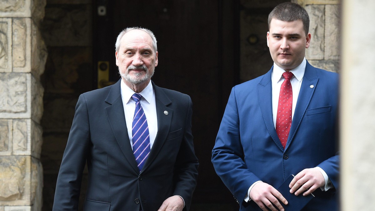 Antoni Macierewicz, Bartłomiej Misiewicz