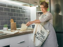 Polacy mówią NIE plastikowi. Ilość zwolenników zakazu jego używania robi wrażenie...